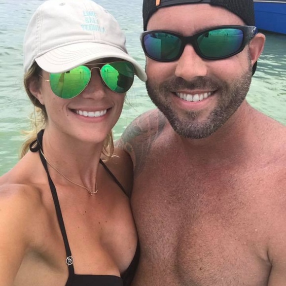 Meet your Posher, Chrissie - Picture 2 of 2